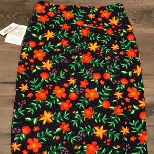 LuLaRoe Cassie Pencil Skirt Floral RARE